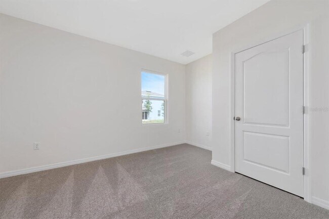 Building Photo - 1296 Cascades Ave