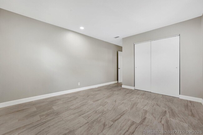 Building Photo - 3761 NW 78th Ln