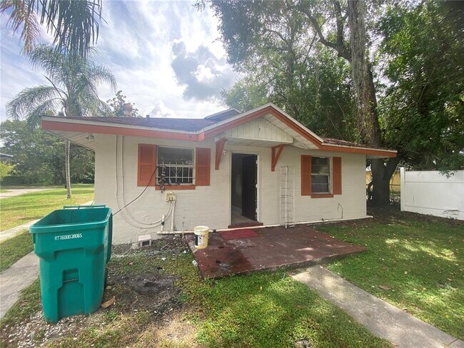 Building Photo - 414 Sunset Dr