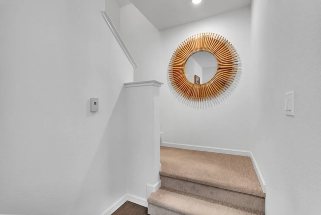 Building Photo - Beautiful Energy Efficient Hayward Townhome w/ Modern Updates
