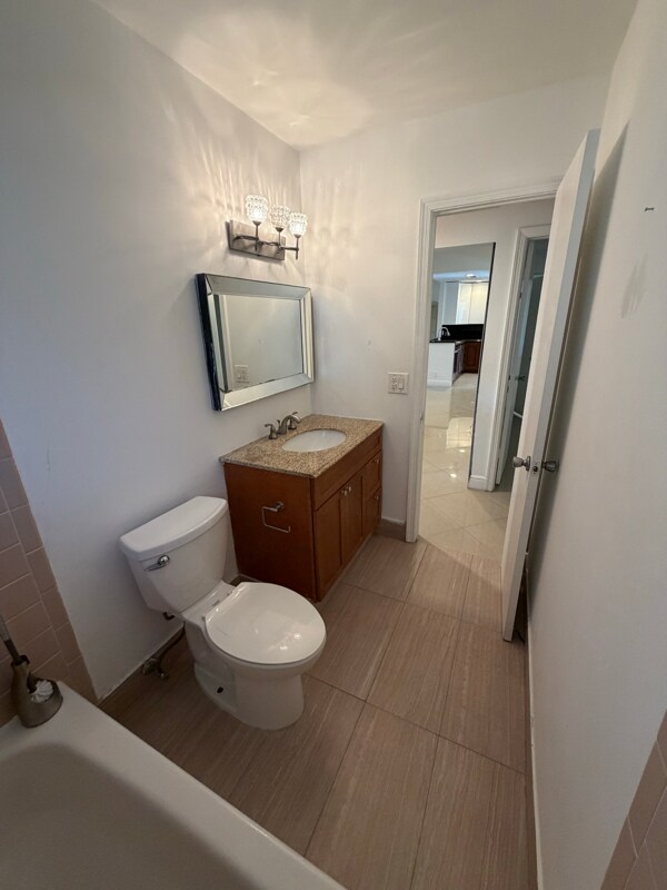 Building Photo - 19336 Carolina Cir