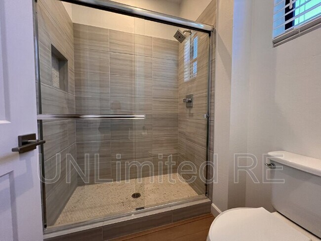 Building Photo - 5705 E Cannon Pl