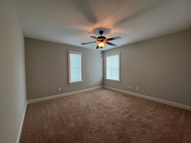 Building Photo - Pike Road Rental!!