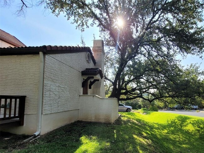 Building Photo - 4306 Bonnell Vista Cove