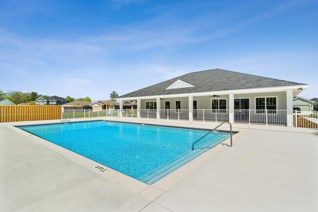 Building Photo - 585 Riverwalk Cir