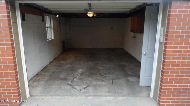 Building Photo - 4202 Berkshire Ave