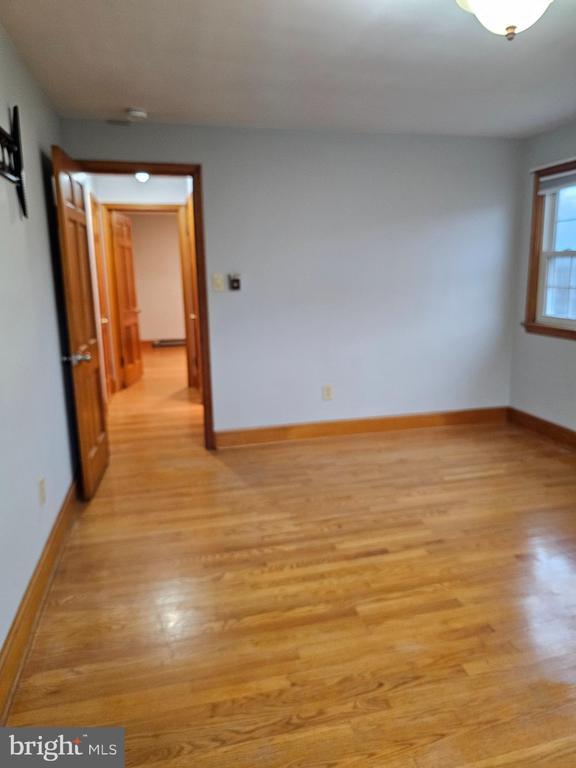 Building Photo - 615 Villa Ave