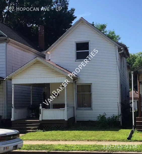 Building Photo - 562 E Hopocan Ave