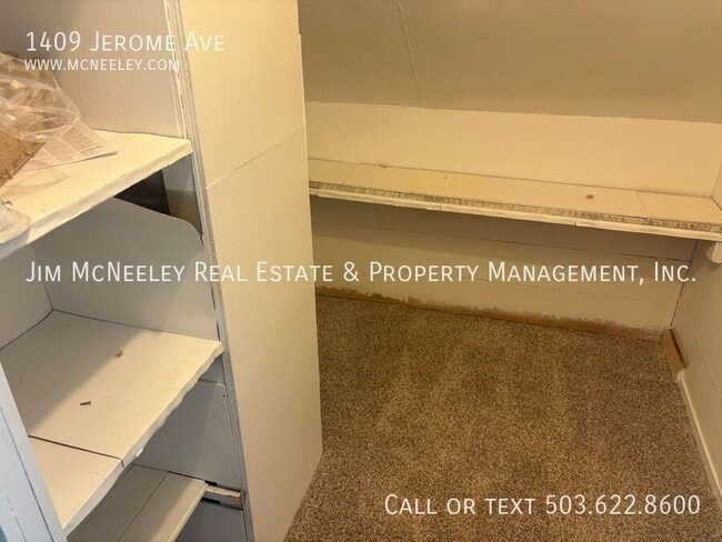 Building Photo - 1409 Jerome Ave