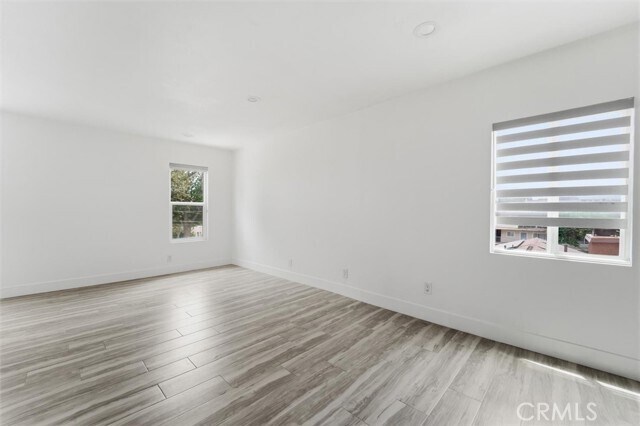 Building Photo - 709 Warren Ln