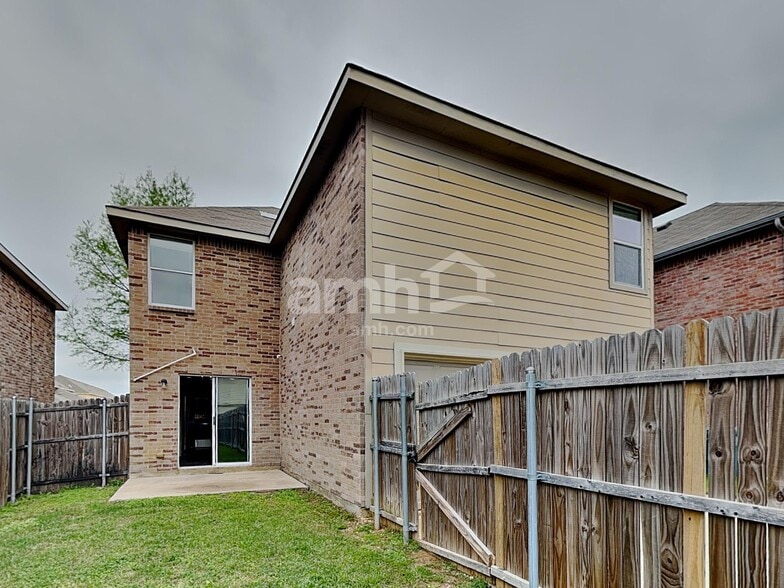 Building Photo - 3908 San Lucas Ln