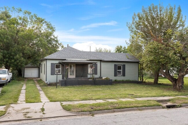 Primary Photo - 321 Liberty St