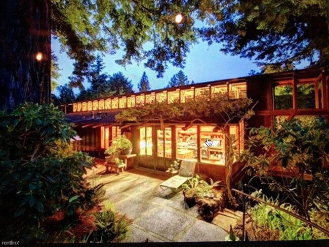 Building Photo - 625 Lovell Ave