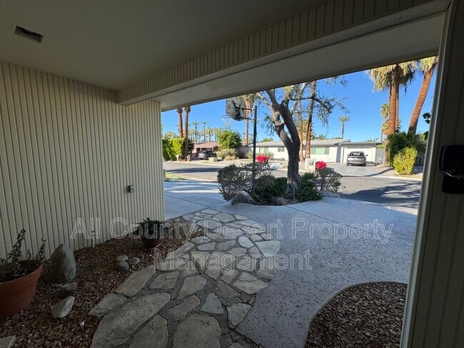 Building Photo - 70181 Sun Valley Dr