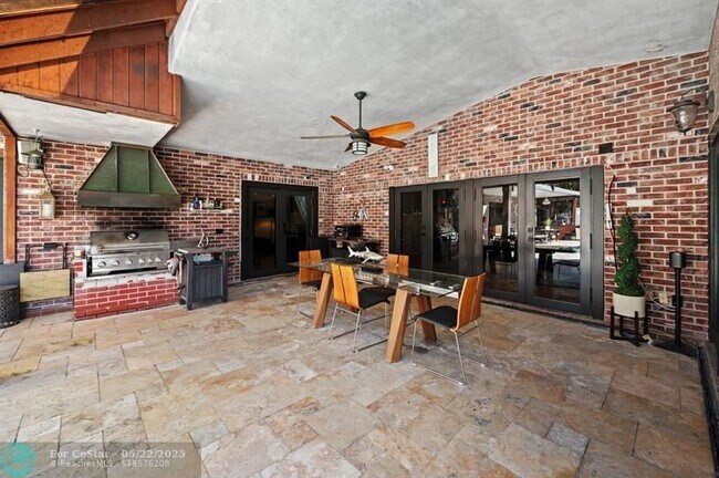 Building Photo - 4501 Briarcliff Ln