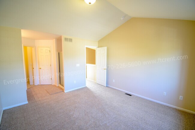 Building Photo - 127 Bayside Cir