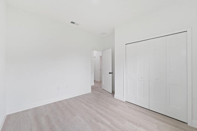 Building Photo - 5256 SW 155th Loop