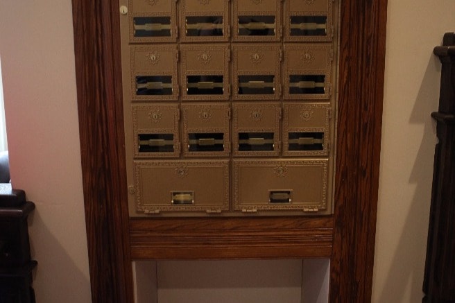 Original Mail Boxes - 114 E University St