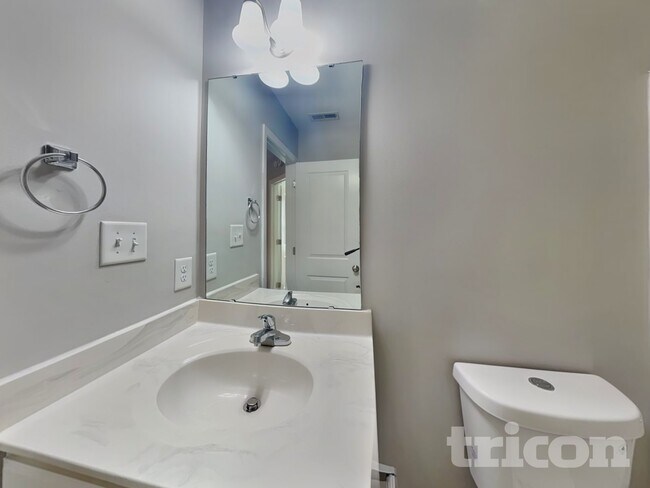 Building Photo - 147 Cattail Ln