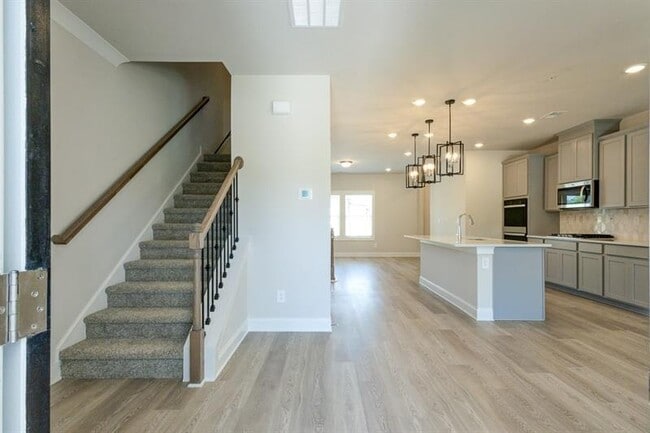 Building Photo - 1632 Switchgrass Ave SE
