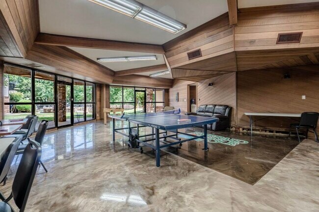 Building Photo - 5371 Central Ave