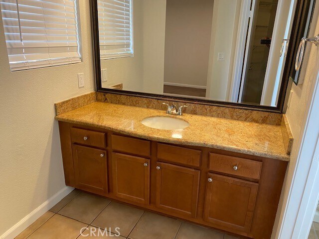 Building Photo - 1027 Vista Del Cerro Dr