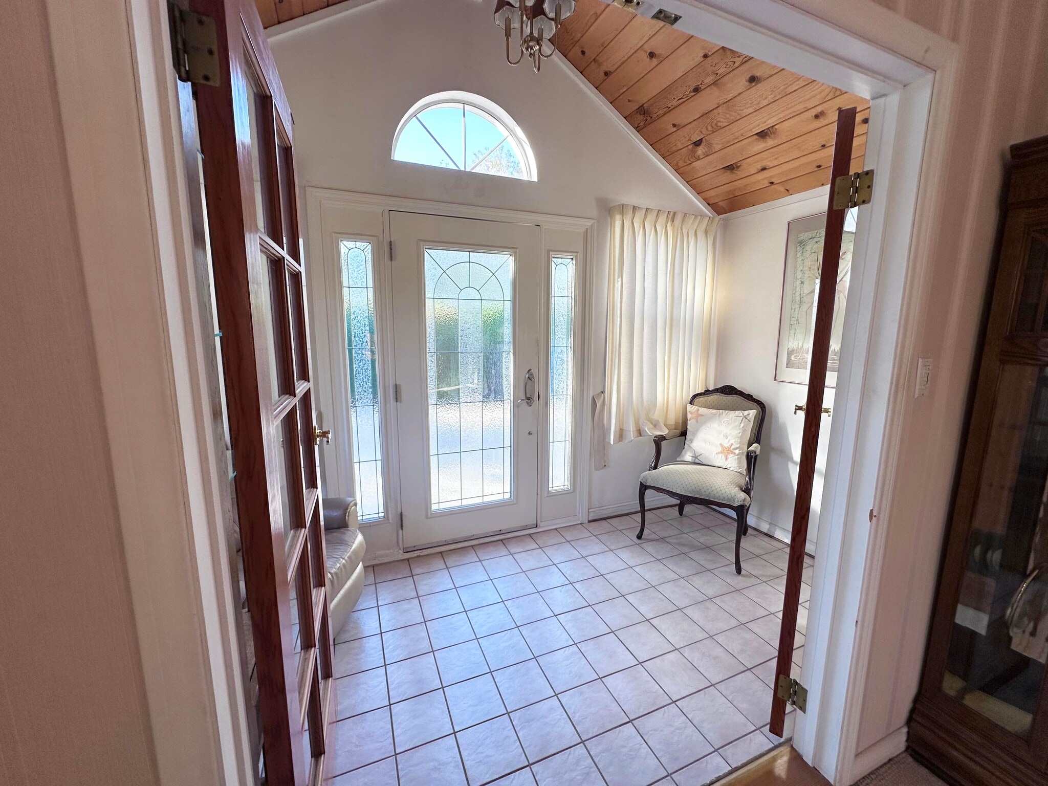 Building Photo - 7445 Orion Ave