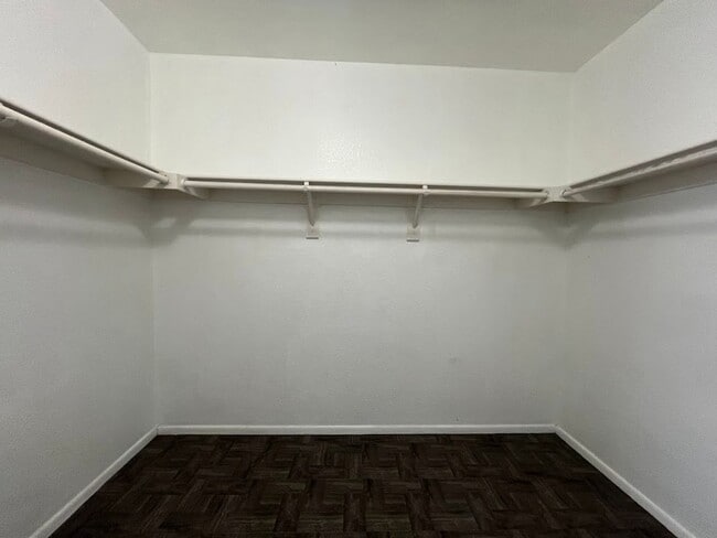 Building Photo - Charming 3-Bedroom Home in Horizons on Camelback with Park Views