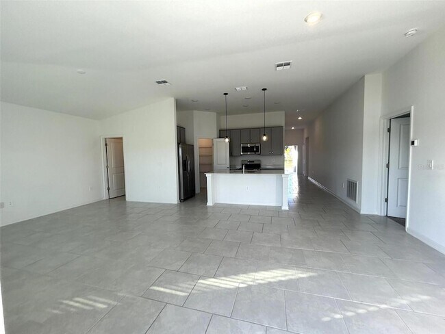 Building Photo - 4834 Edensbridge Ln