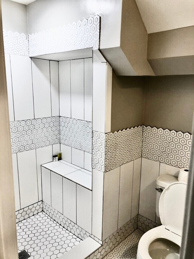 Building Photo - 11850 Sunrise Valley Dr