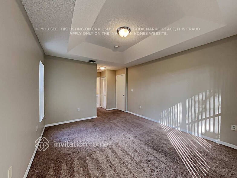 Building Photo - 10660 SW 21st St