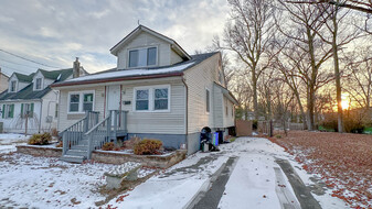 Building Photo - 53 Hessian Ave