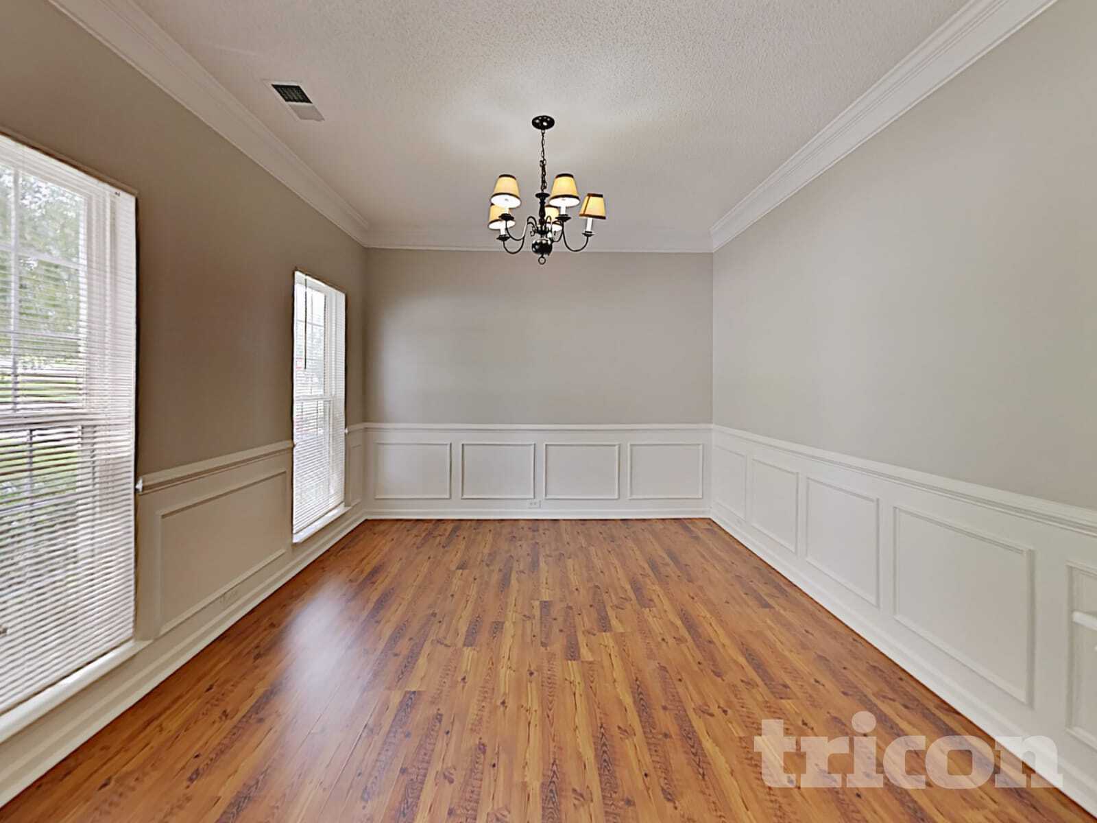 Building Photo - 5936 Briggs Dr