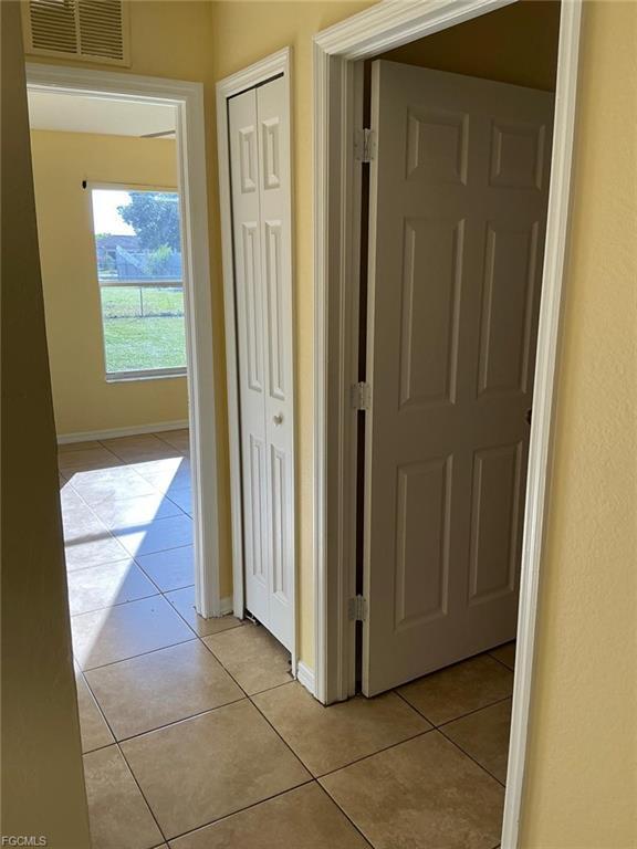 Building Photo - 511 Upstate Ave S