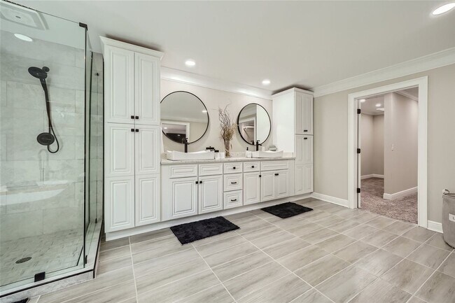 Building Photo - High-End Fully Furnished Luxury Gated French Chateau behind Dunwoody Country Club