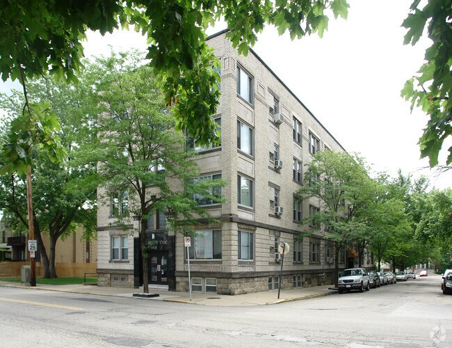 THE SHADY OAK 4800 Ellsworth Ave Pittsburgh PA 15213 Apartment Finder