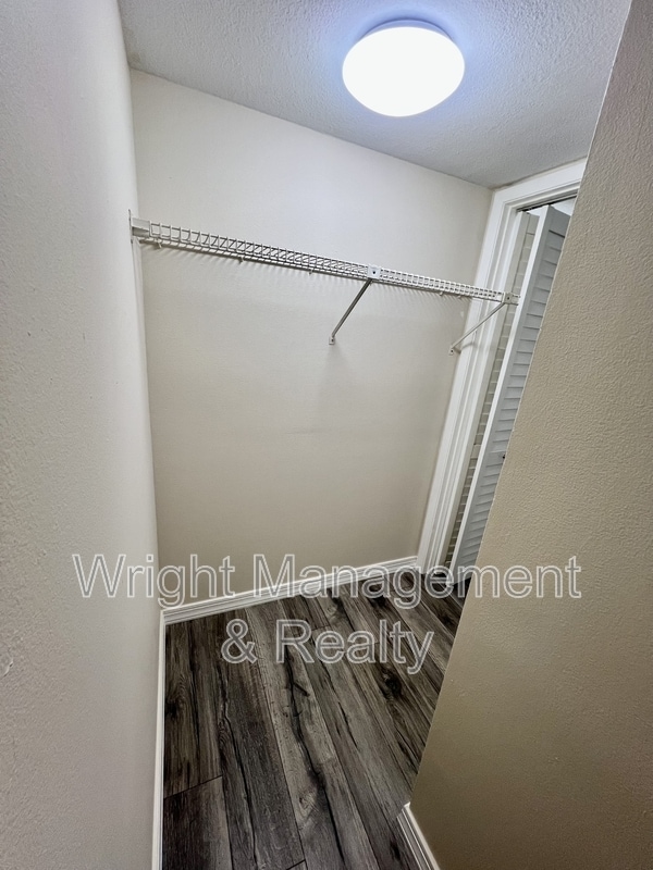 Building Photo - 2690 Coral Landings Blvd