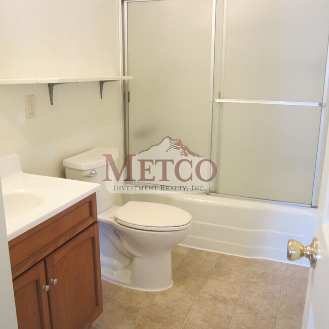 Building Photo - Nice 2 bedroom home in Springfield