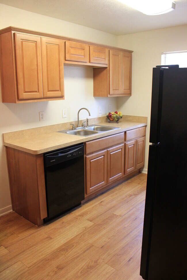 Building Photo - 3611 Mahan St