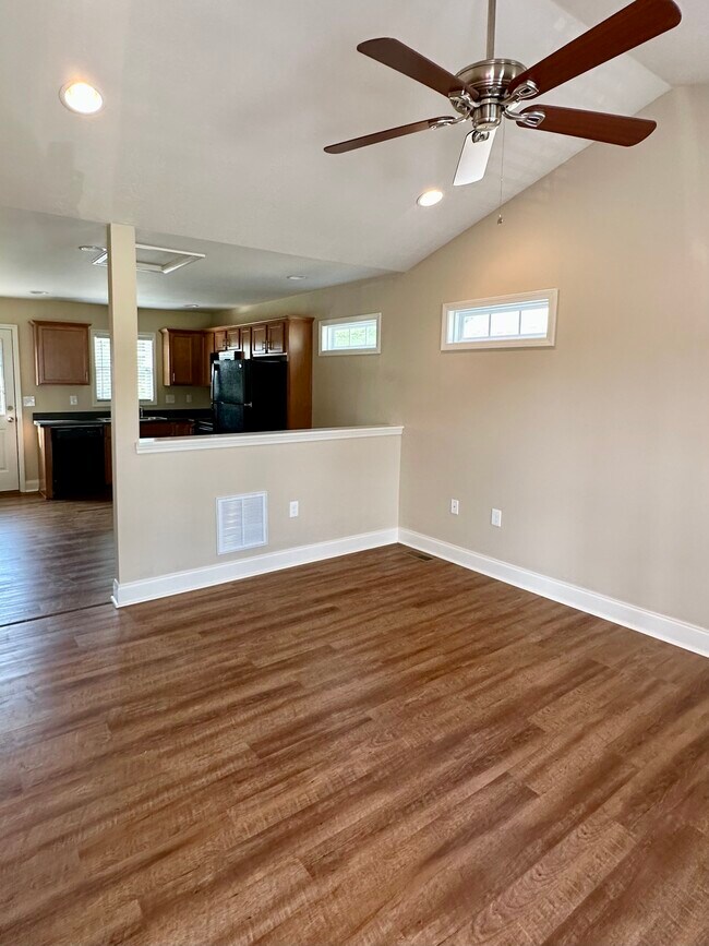 Knee wall defines this space while allowing it to be bright and airy - 2312-B Belle Ave NE