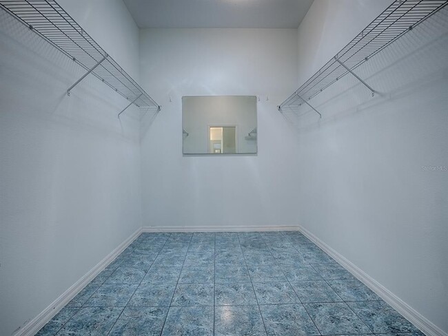 Building Photo - 17037 SE 76th Creekside Cir