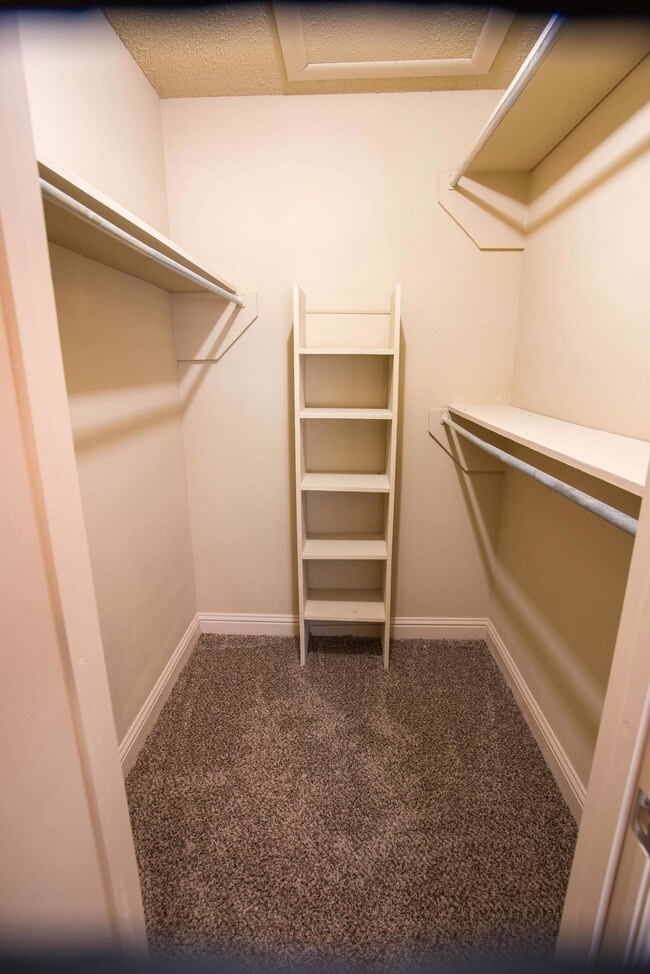 Courtyard Apartments and Storage 905 Paluxy Rd Granbury TX 76048