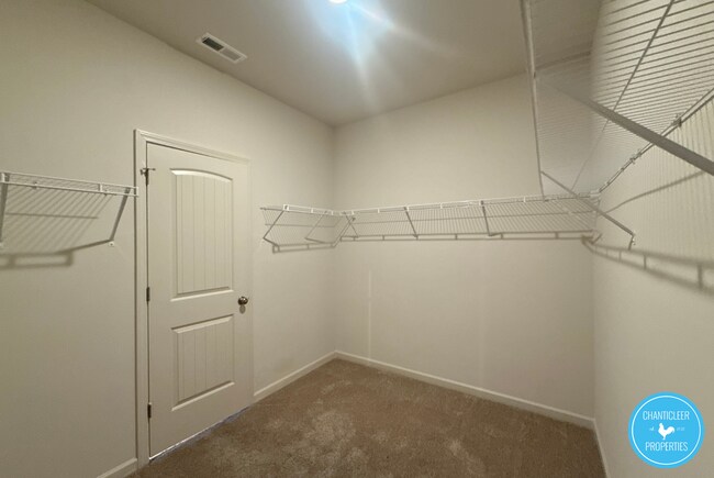 Building Photo - 95 Suhani Ln
