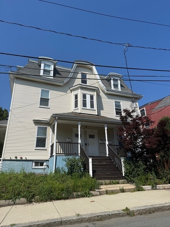 Building Photo - 91 Munroe St