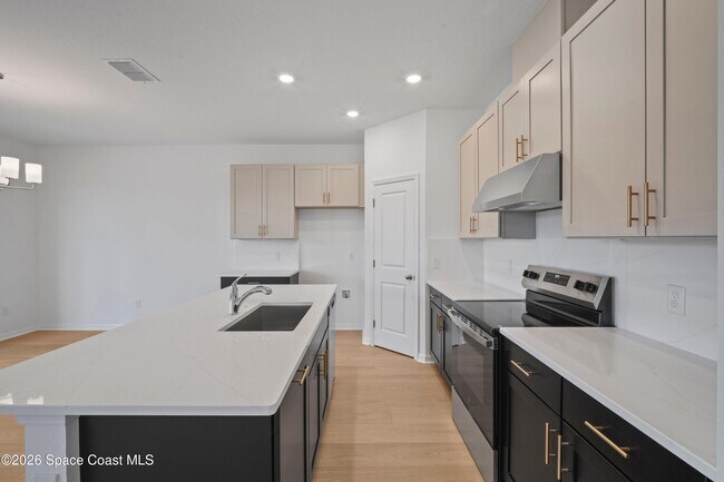 Building Photo - 4374 Masthead Ave