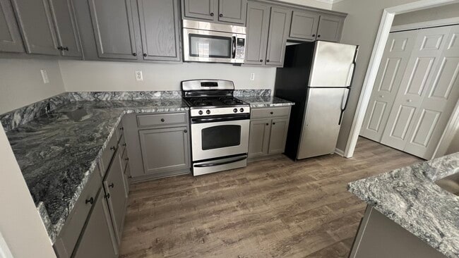 Building Photo - 92 Riva Ridge Ln