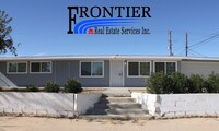 Building Photo - Modern Living in California City