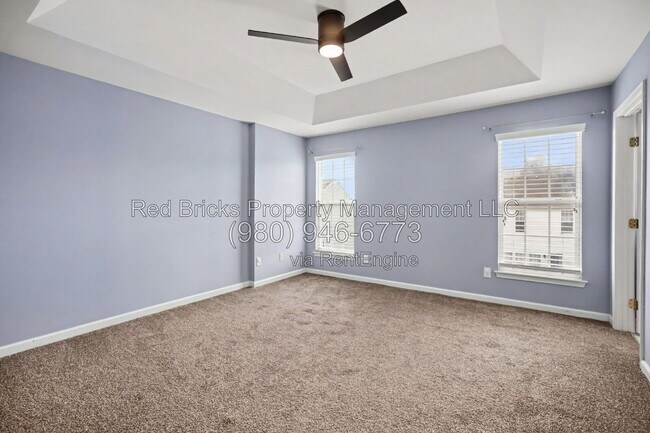 Building Photo - 15764 Castle Watch Ave