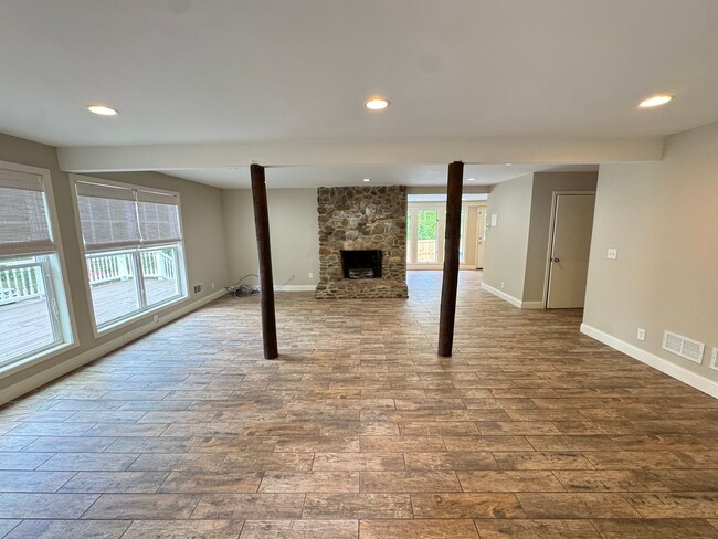 Building Photo - 2911 Auraria Rd