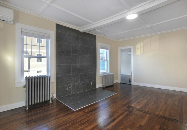 Building Photo - 3 Island Ave